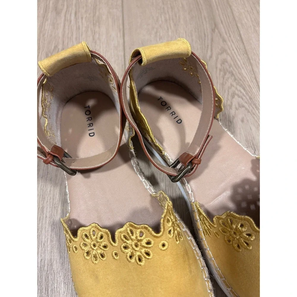 Torrid Mustard Yellow Eyelet Embroidered Espadrille Ankle Strap Flats 10W
